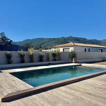 Villa Porto-vecchio Avec Piscine Lecci