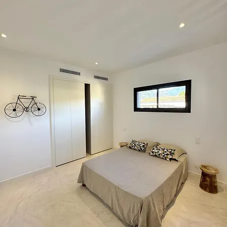 Porto-vecchio Avec Piscine Villa