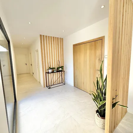 Porto-vecchio Avec Piscine 别墅 *