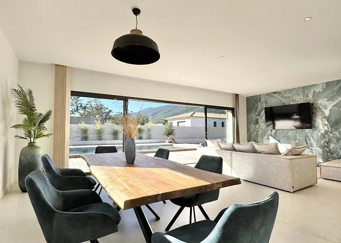 Porto-vecchio Avec Piscine *