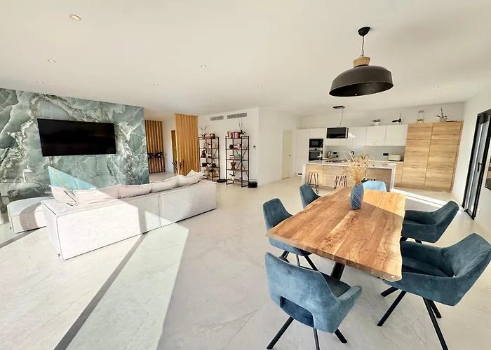 Porto-vecchio Avec Piscine Villa *